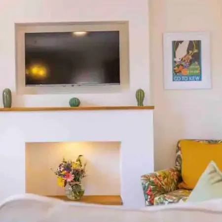 Апартаменты Zahna Каш